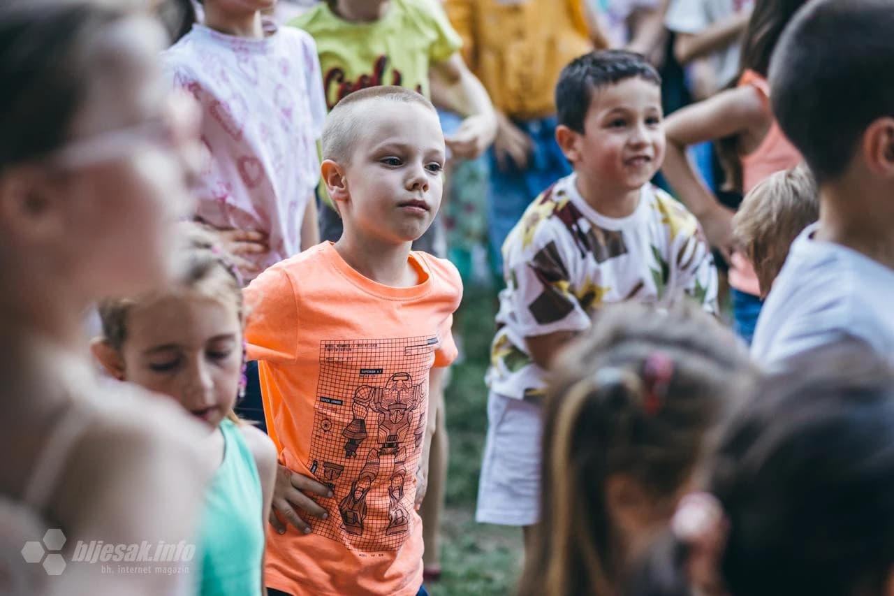 Mini disco u mostarskom parku Zrinjevac