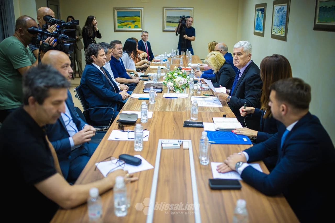 Sjednica Predsjedništva HNS-a