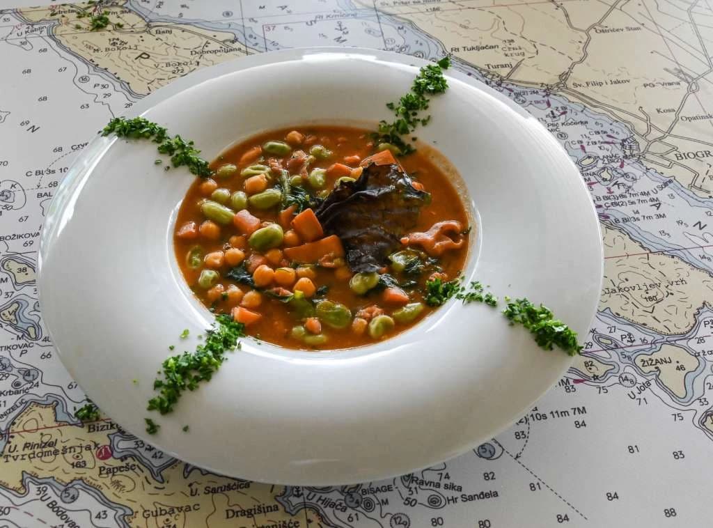 Biograd je i poznato nautičko središte za što je prošle godine dobio i međunarodno priznanje Turistička prizma u konkurenciji 10 zemalja