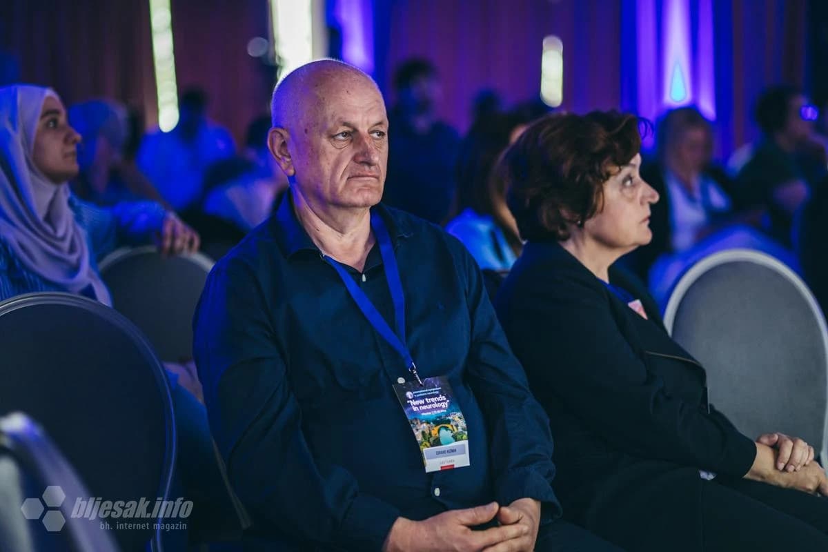 Sudionici  1. Međunarodnog simpozija iz oblasti dječje neurologije "Novi trendovi u neurologiji"