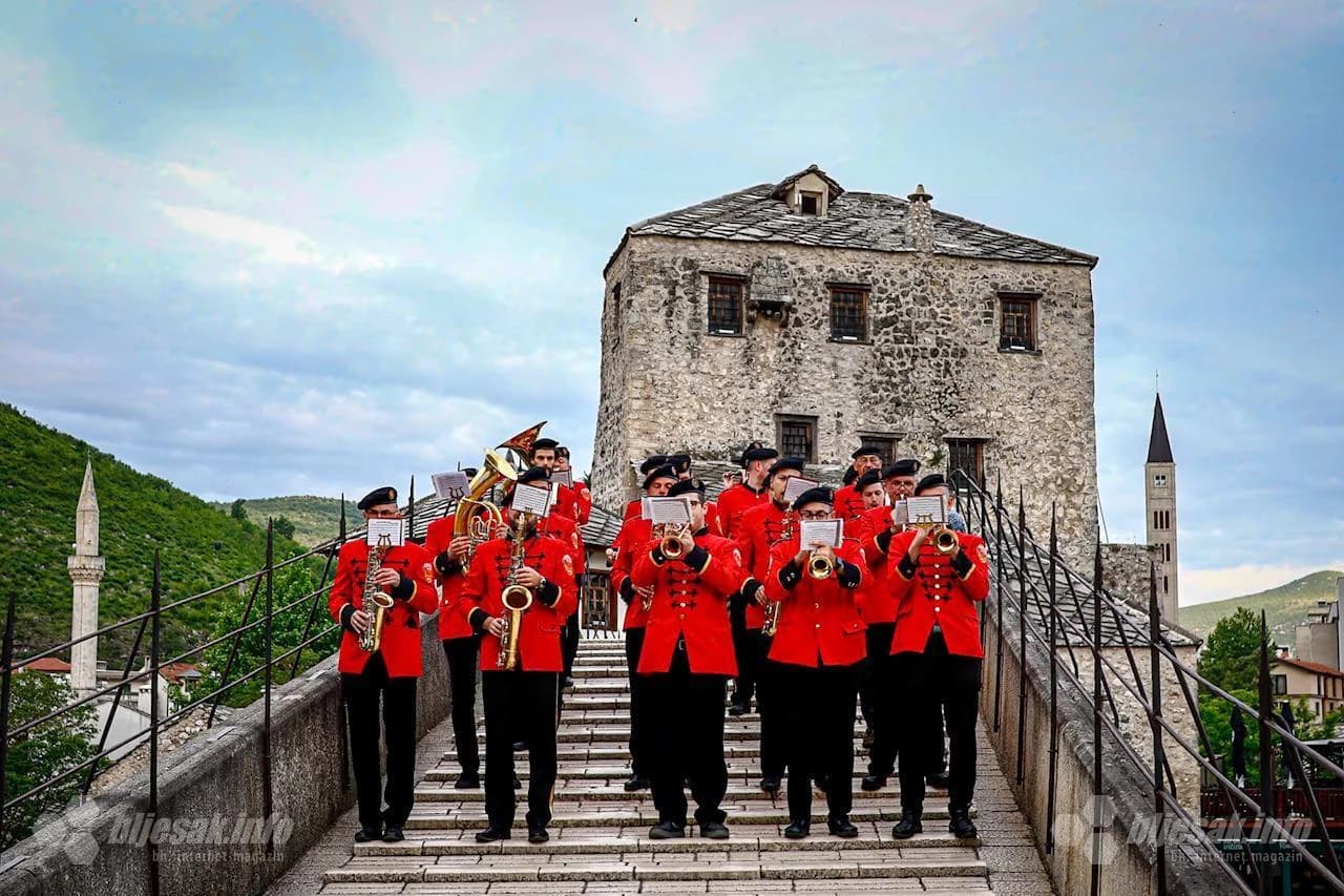  Promenada (budnica, uranak) Hrvatske glazbe Mostar