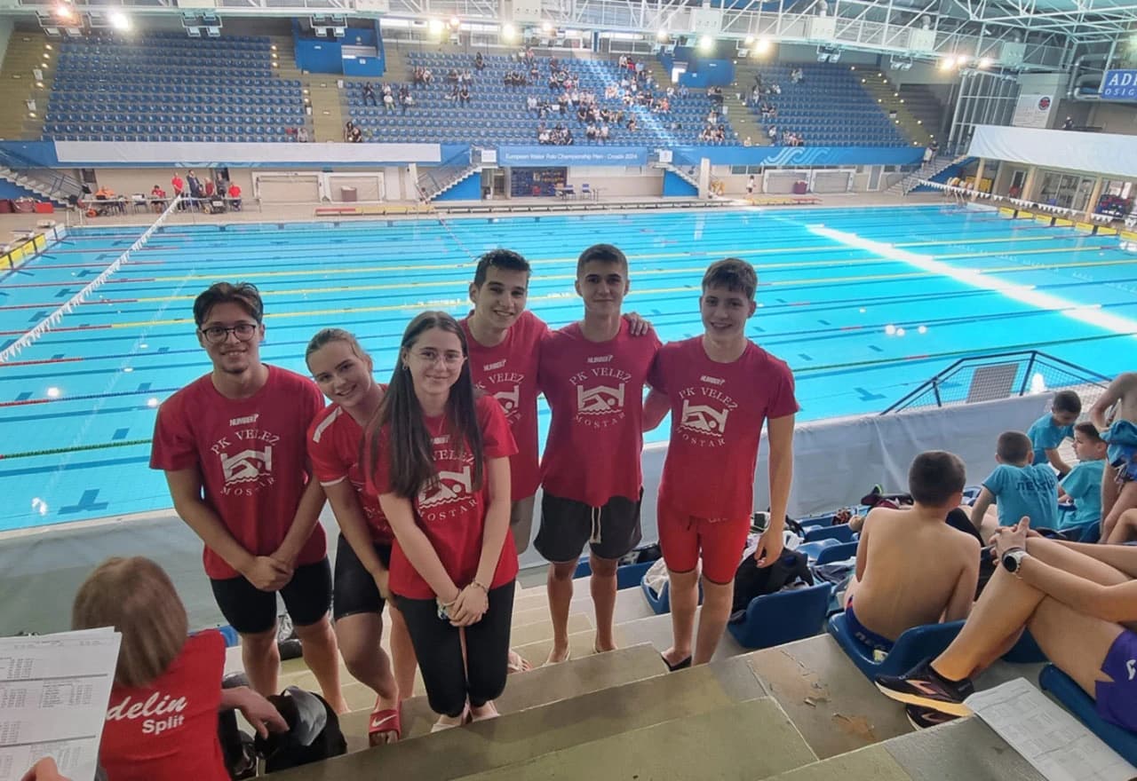 Plivački klub Velež