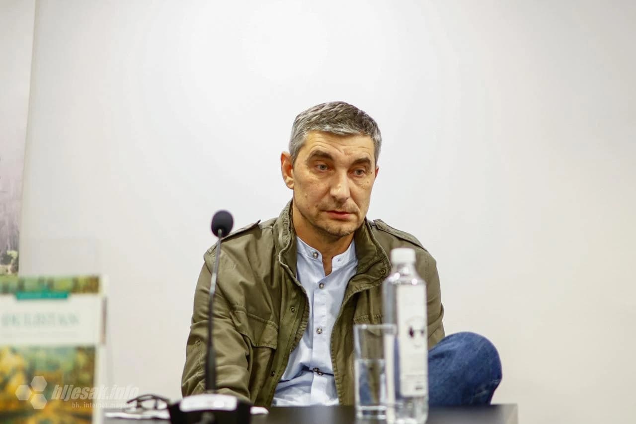 Sa promocije knjiga Bustana i Đulistana