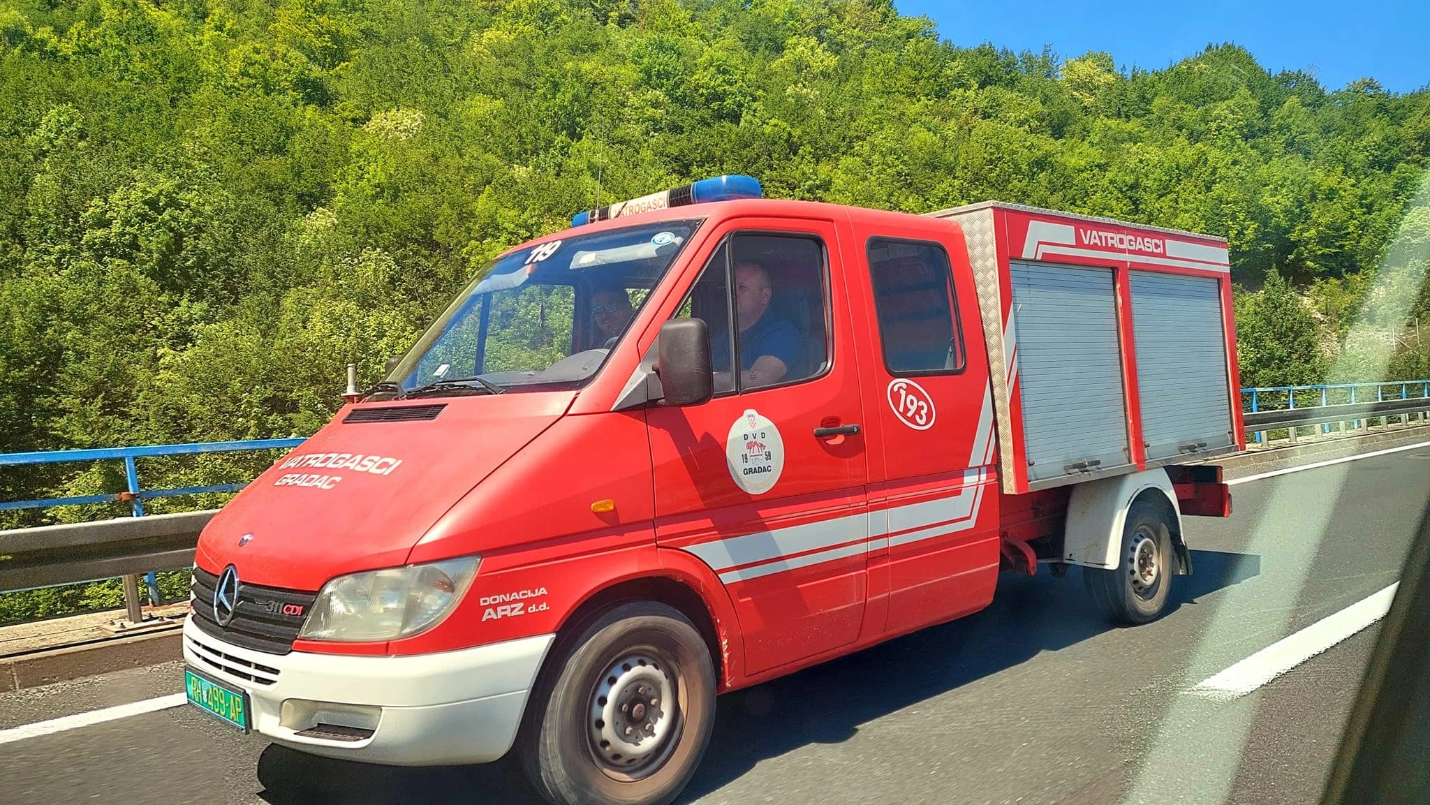 Novo vatrogasno vozilo stiglo u Livno