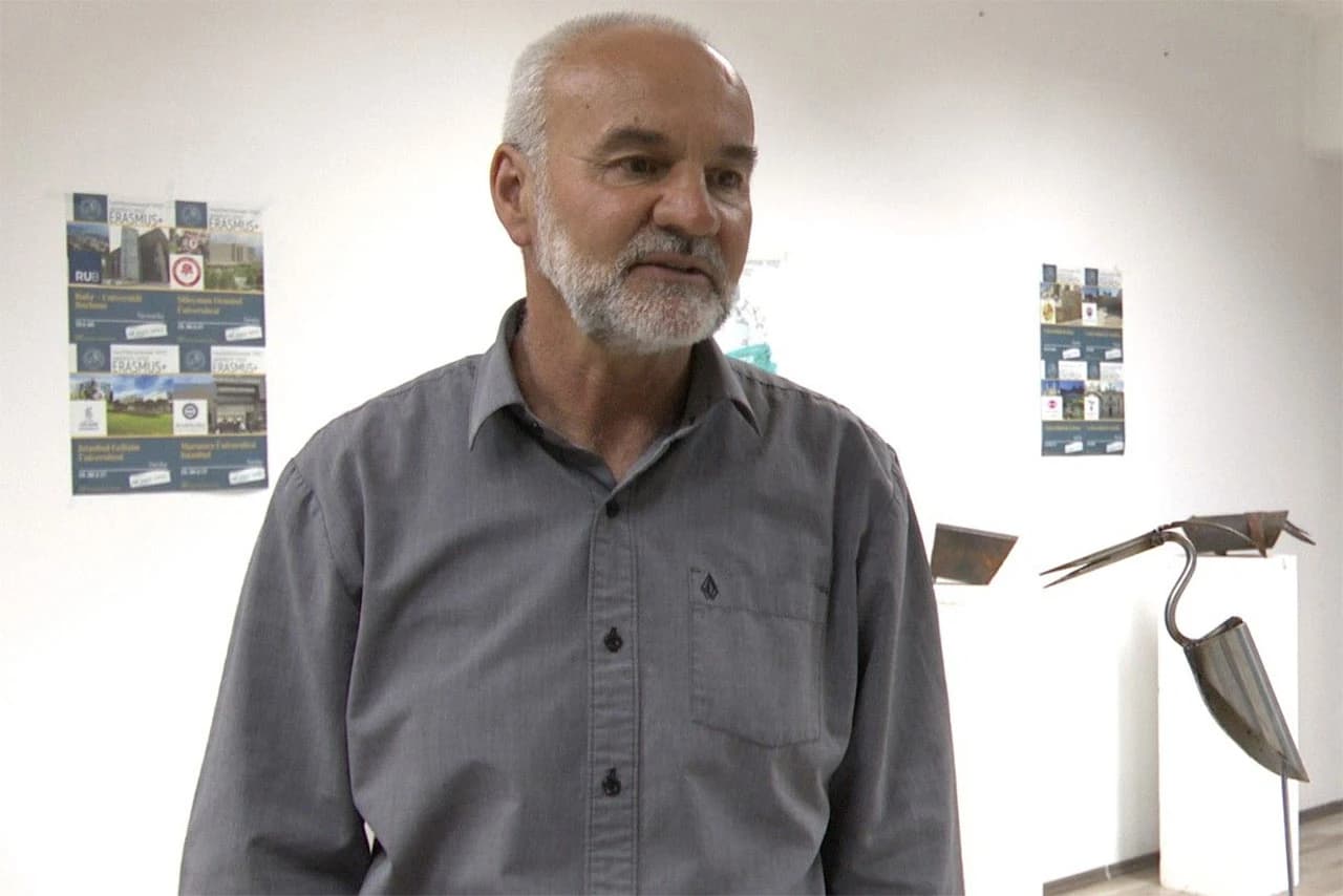 Industrijski otpad pretvoren u umjetnička djela