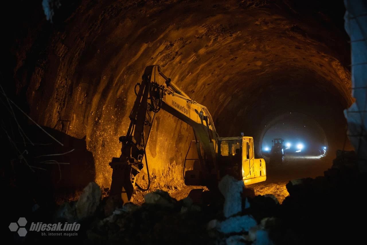 Službeno probijen tunel Novi
