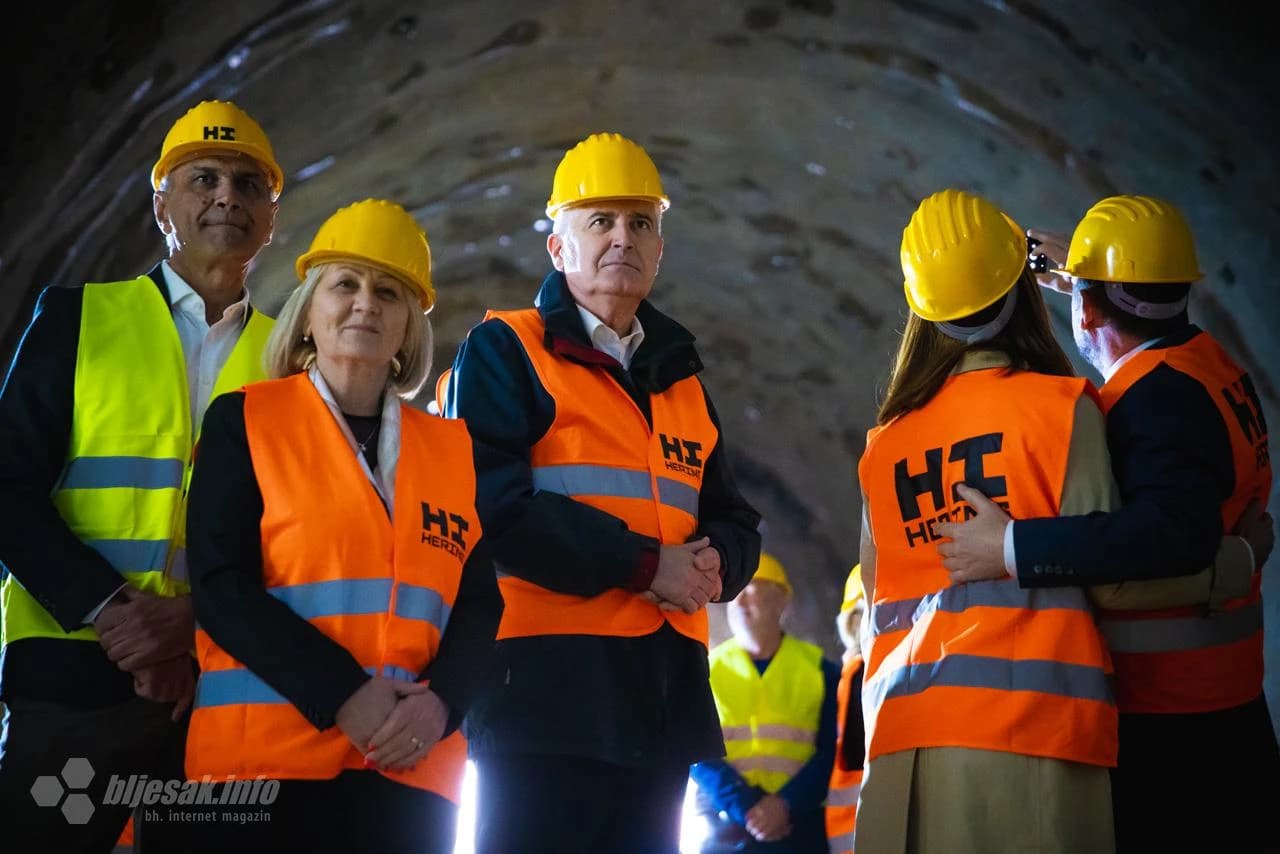 Službeno probijen tunel Novi