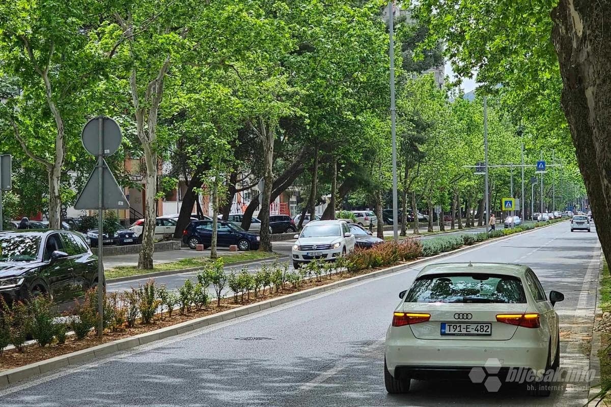 Uklonjeni reklamni panoi na Aveniji