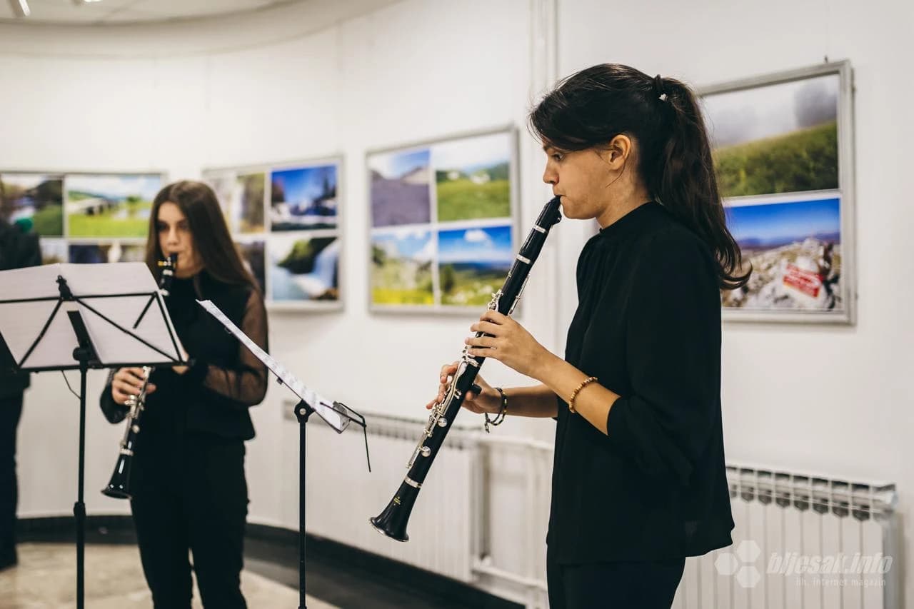 Izložba ''Ljepote Bosne i Hercegovine'' u Centru za kulturu Mostar