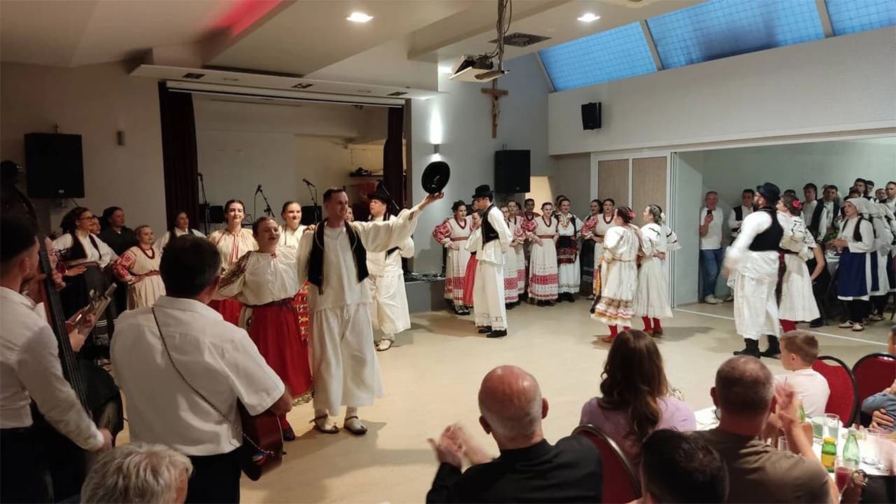 Bjelopoljci u posjeti Hrvatima Welsa i Gornje Austrije