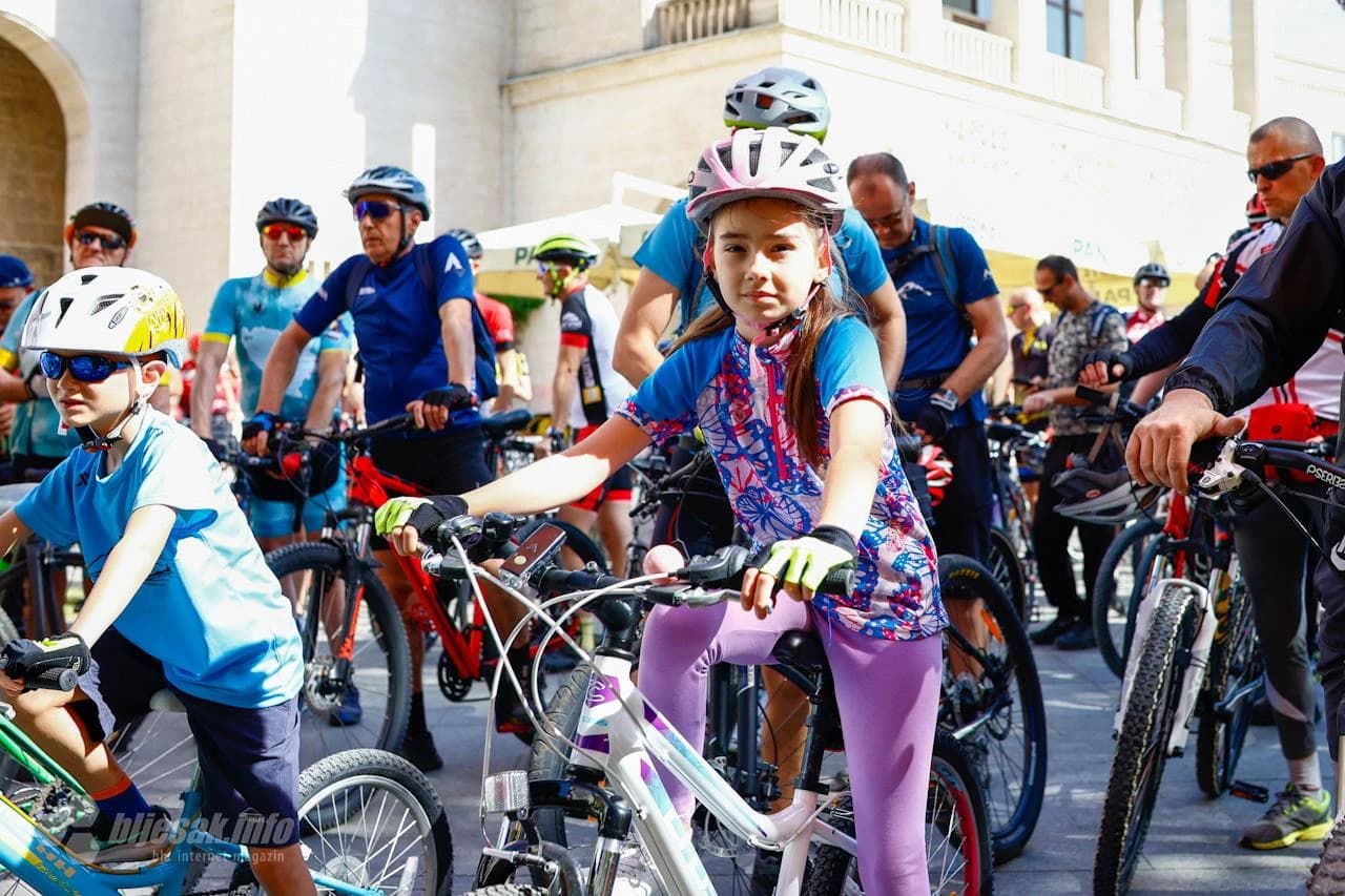 Biciklisti krenuli put Počitelja