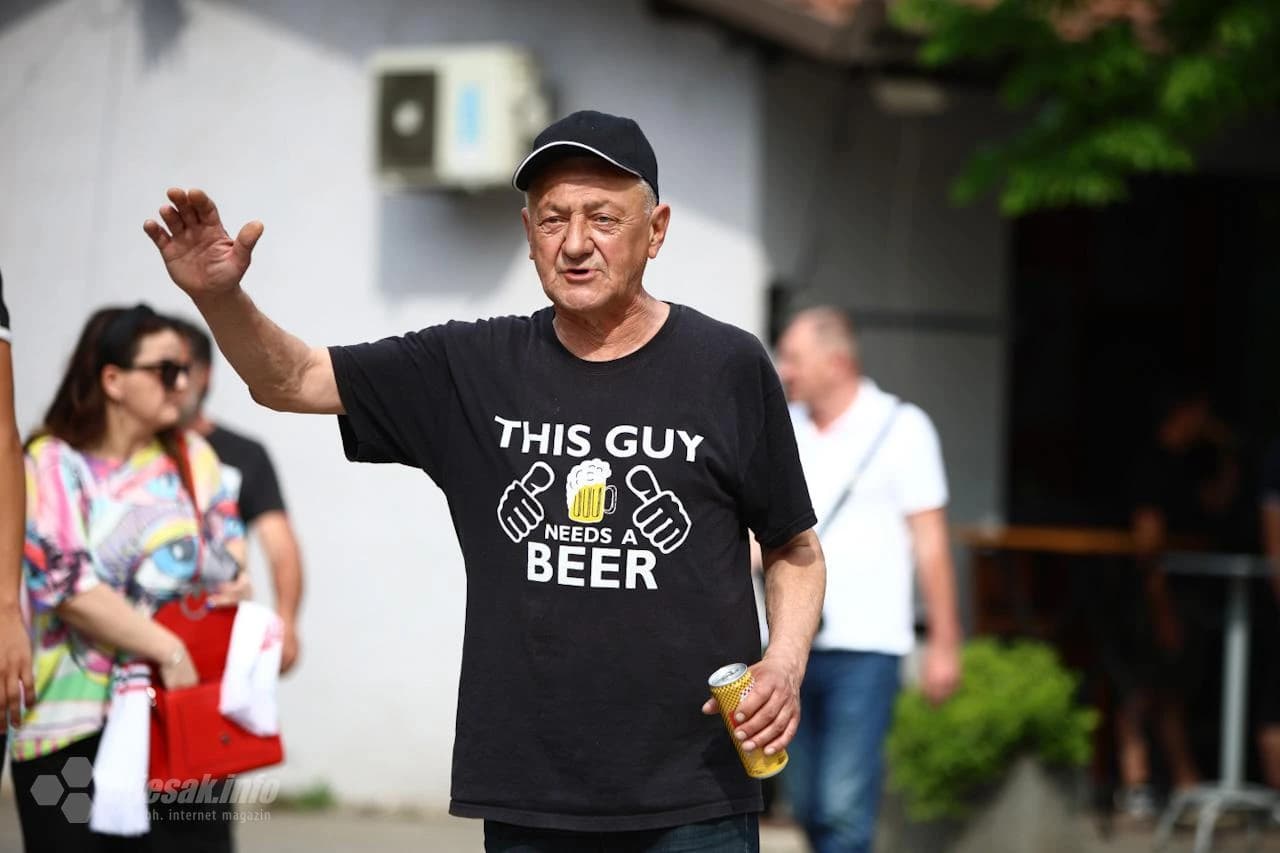 Brojni navijači stižu kao podrška Zrinjskom