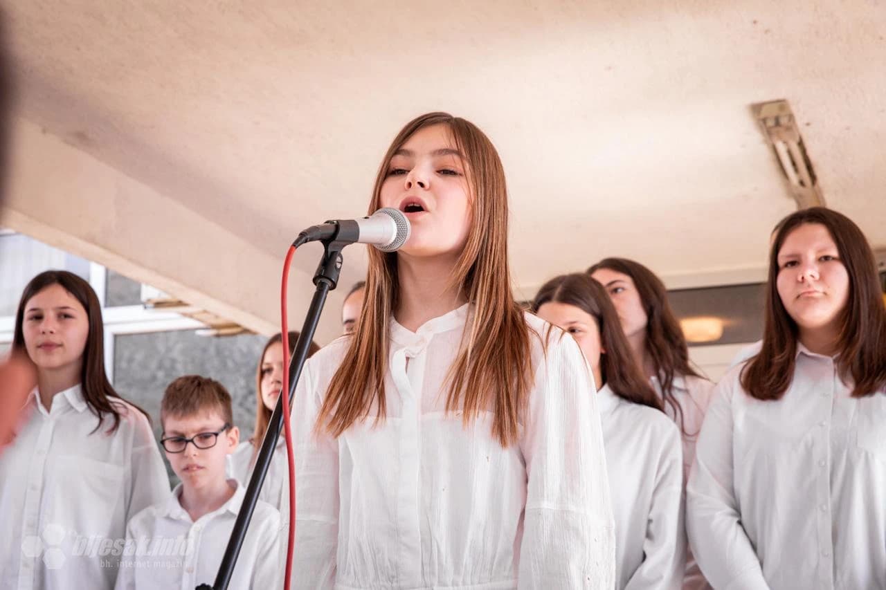 Bjaramski bazar u Mostaru