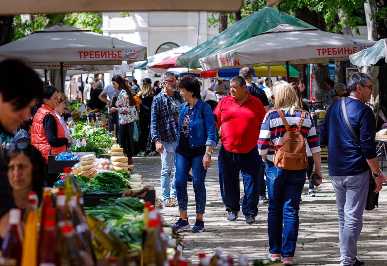 Gužva i na gradskoj tržnici