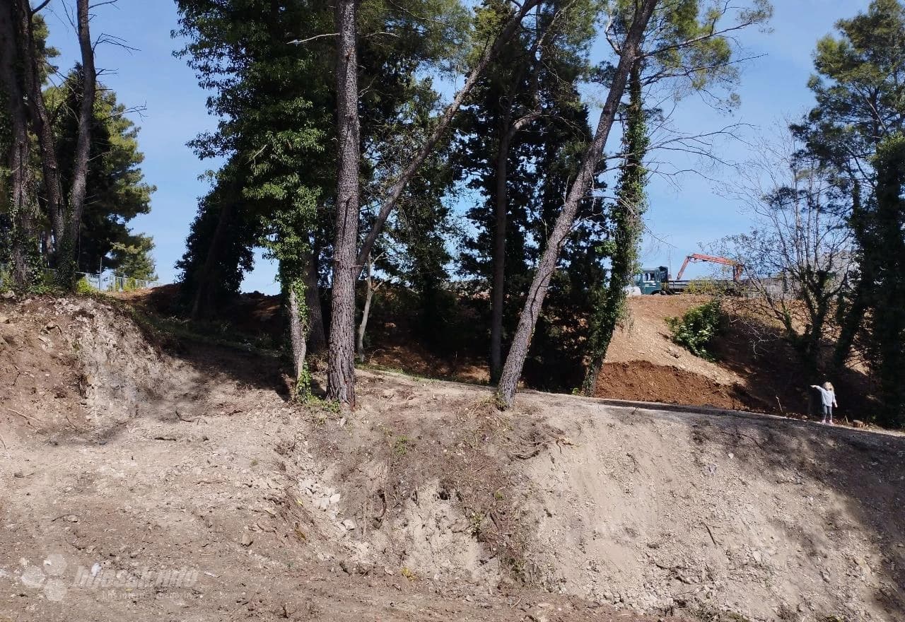 Očišćene male stepenice