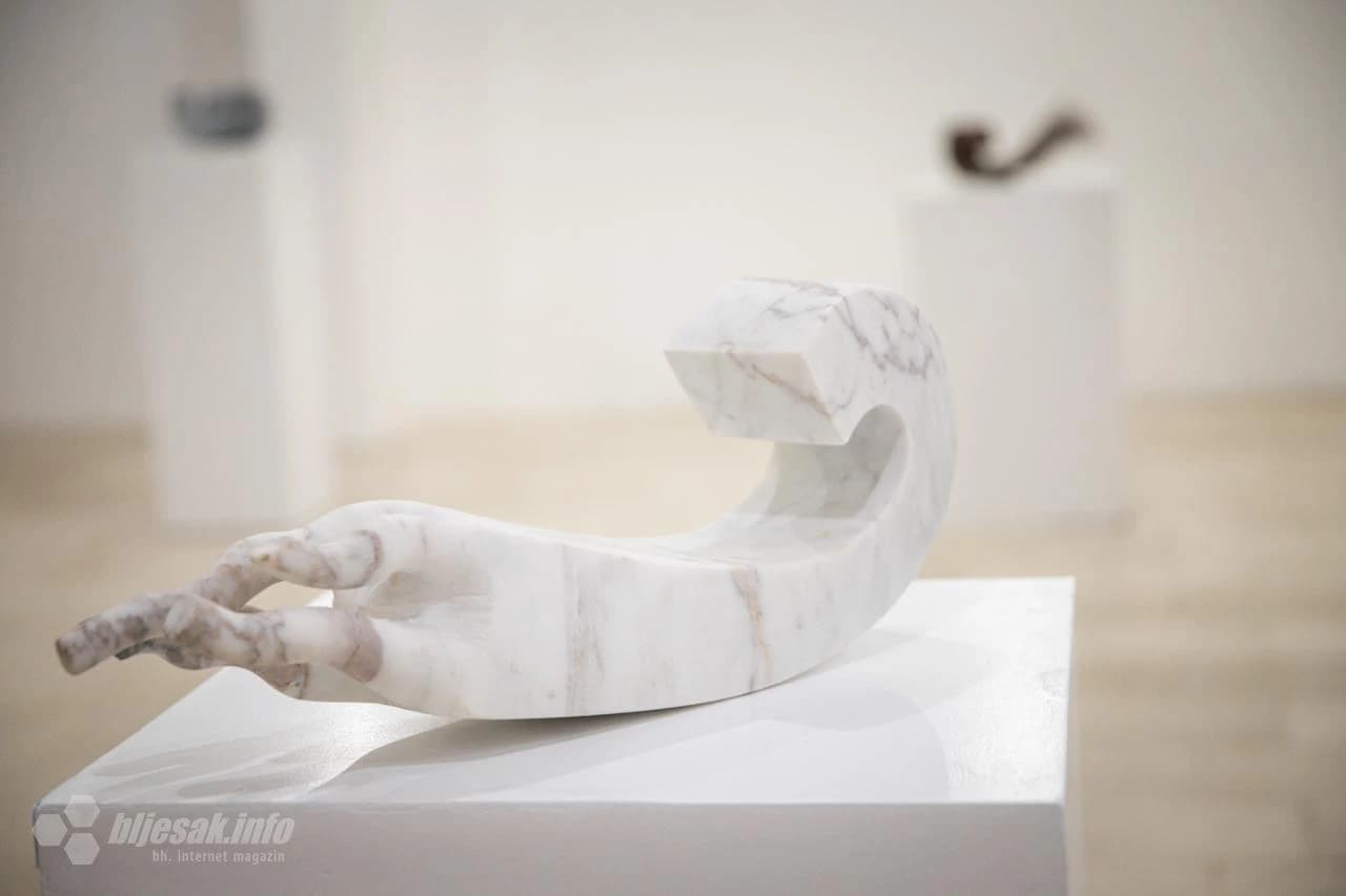 Izložba Oslobađanje Maše Paunović u Galeriji kraljice Katarine Kosače u Mostaru