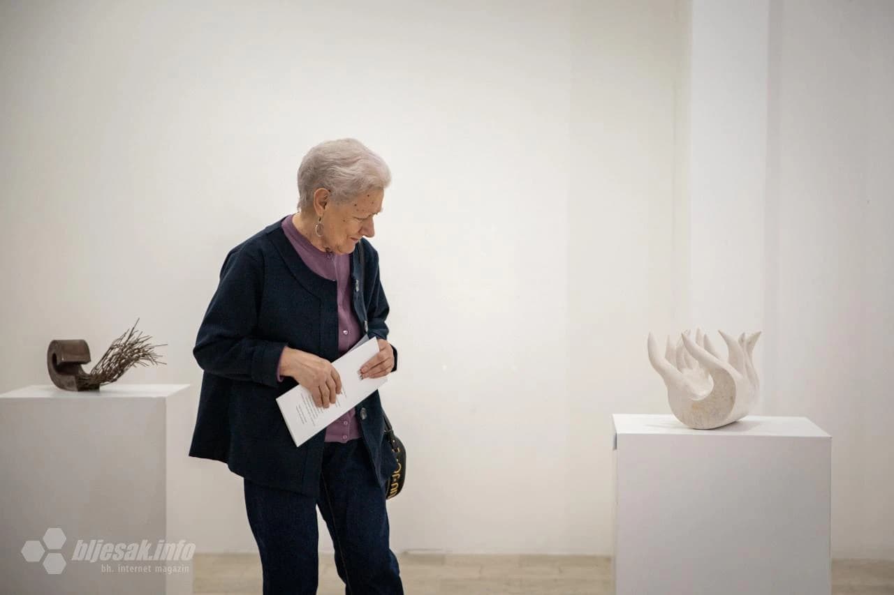 Izložba Oslobađanje Maše Paunović u Galeriji kraljice Katarine Kosače u Mostaru