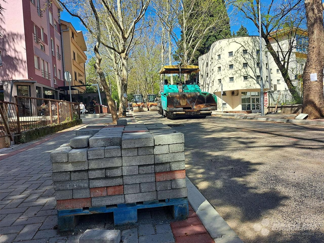 Započelo asfaltiranje Ulice kralja Petra Krešimira IV.