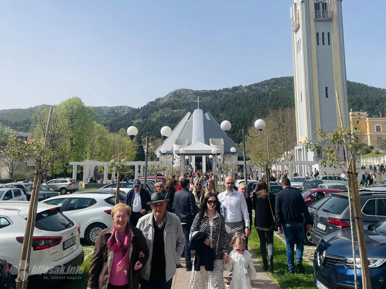 Biskup Palić na Uskrs slavio euharistiju u mostarskoj katedrali