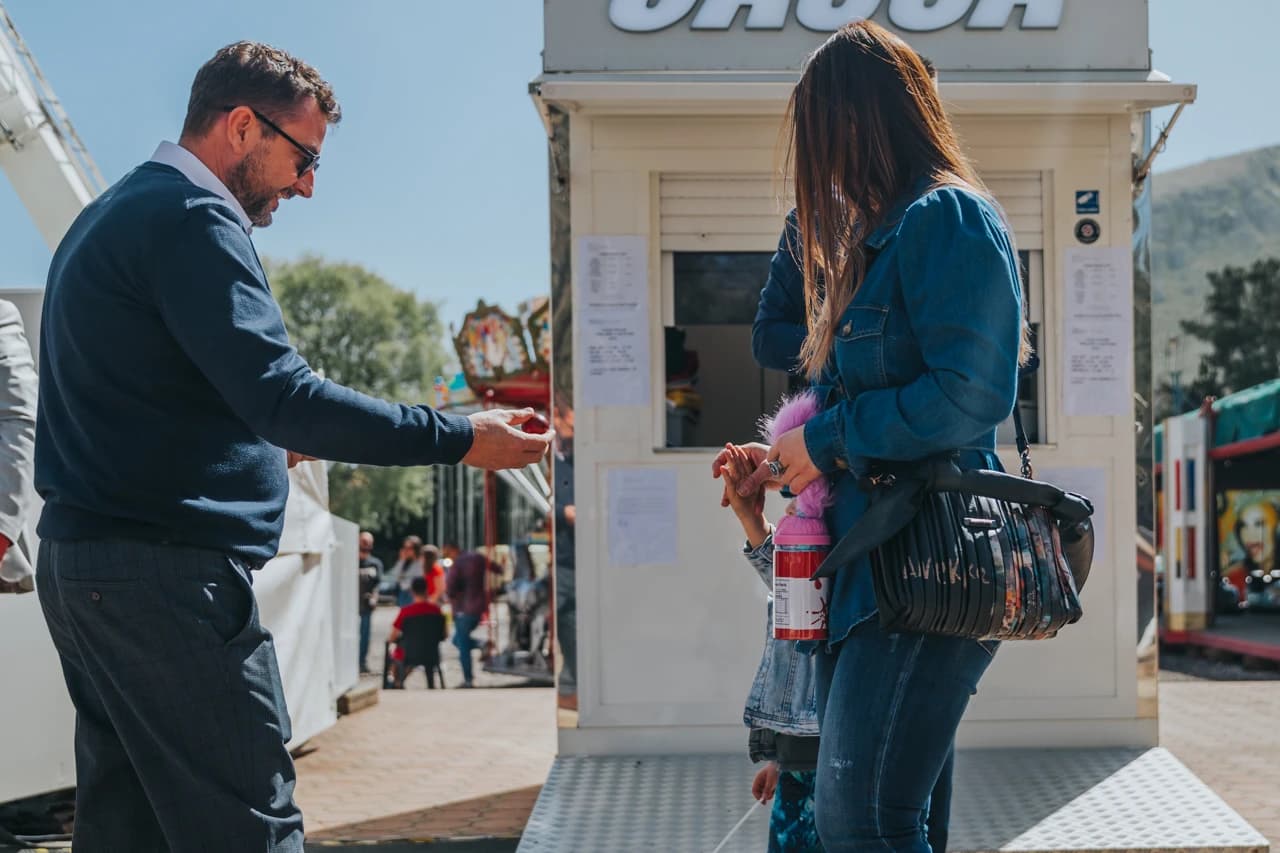 Gradonačelnik dijelio uskrsna jaja