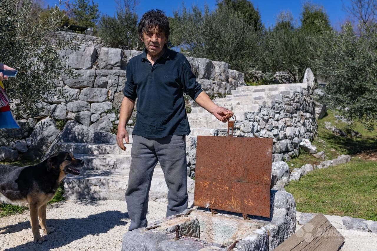 Čatrnja napravljena prije 100 godina...