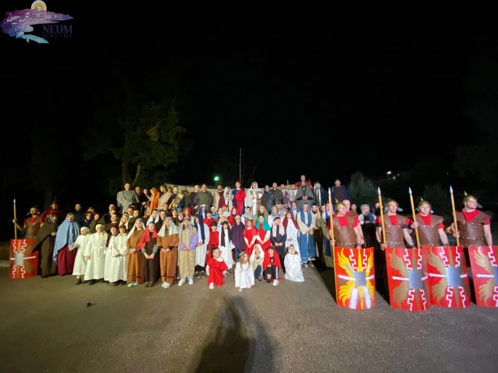 Uprizorenje Pasije u Neumu