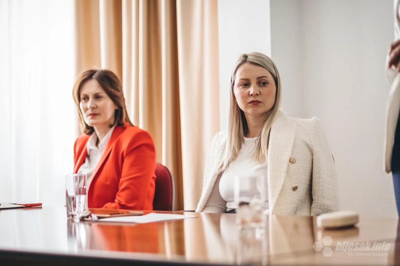  Anita Begić i Renata Brkić