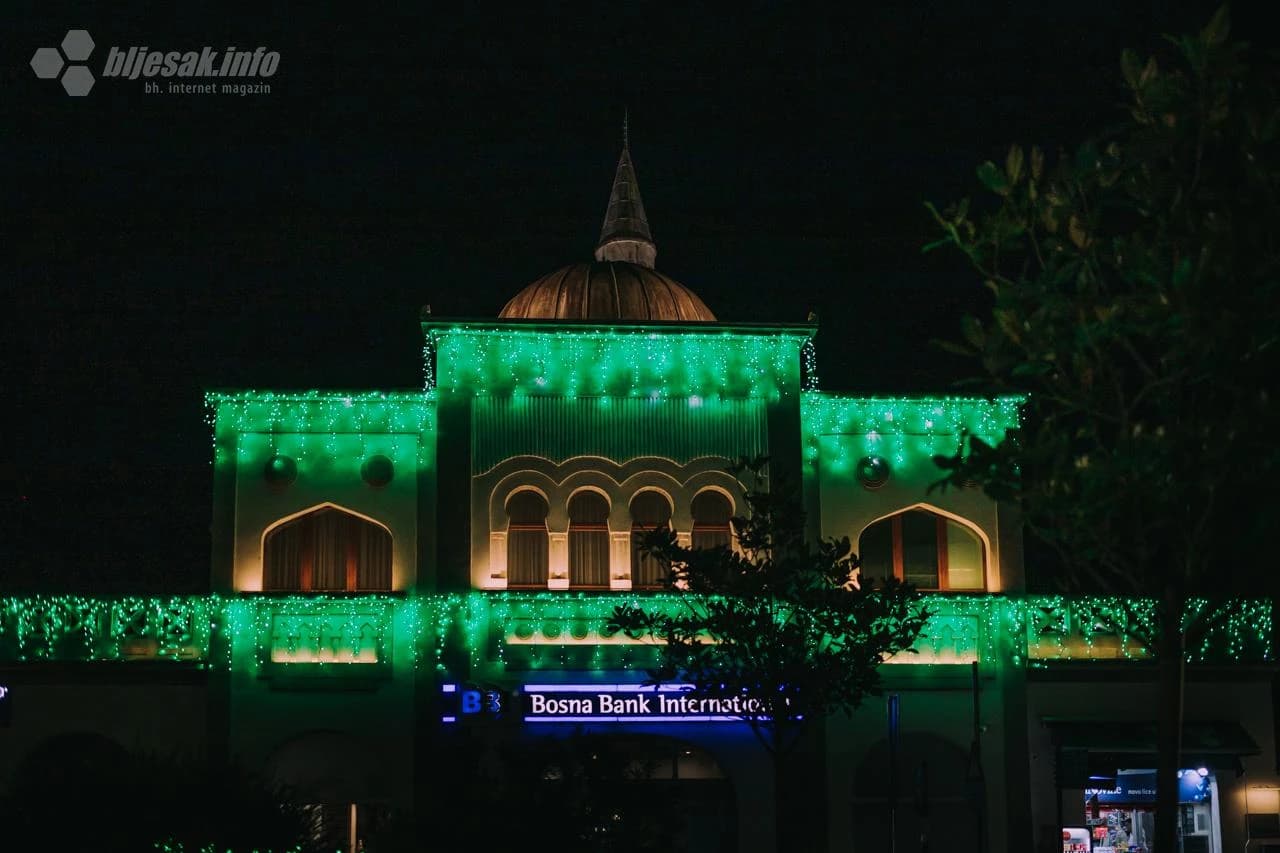Okićeni Mostar povodom mjeseca Ramazana