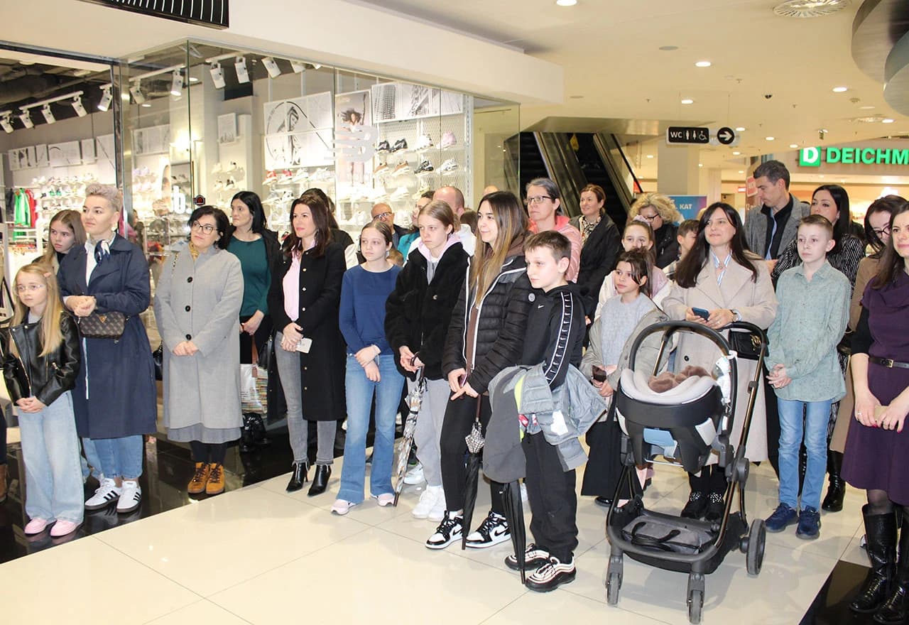 Dodijeljene nagrade učenicima najboljih likovnih radova s područja FBiH