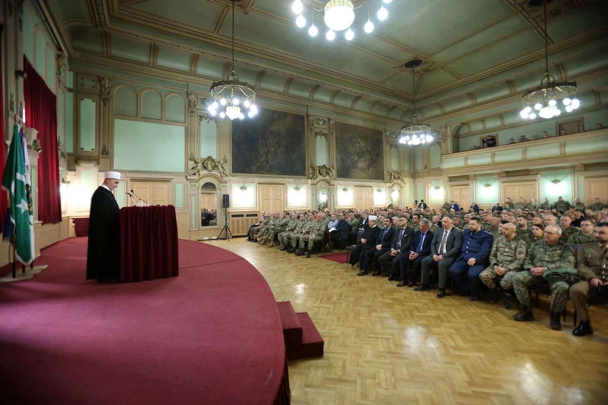 Predramazansko obraćanje pripadnicima Oružanih snaga