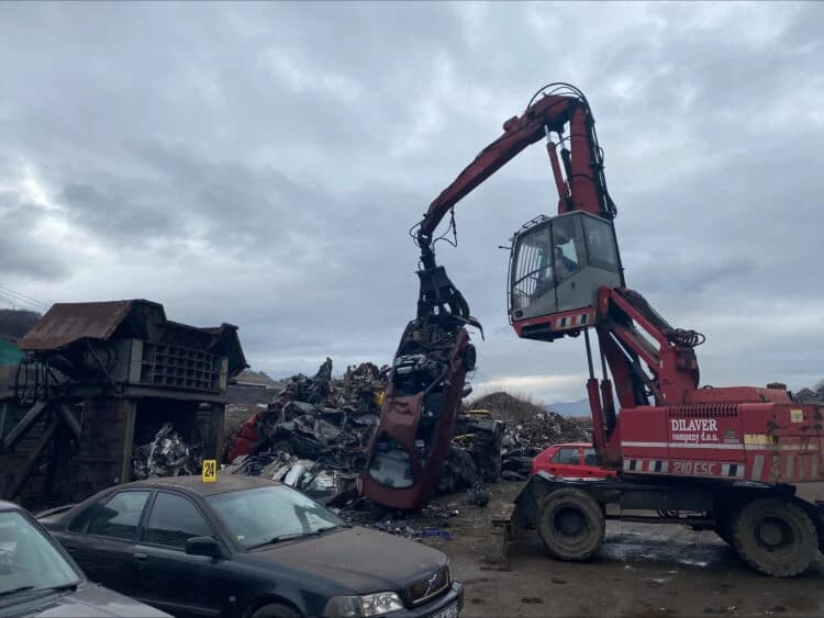 Uništavaju se vozila koja su oduzeta od 'bahatih vozača'