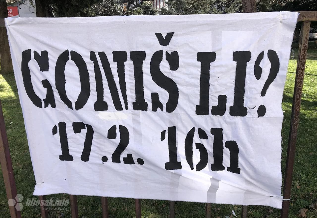 Ultrasi transparentima pozvali navijače na Grbavicu