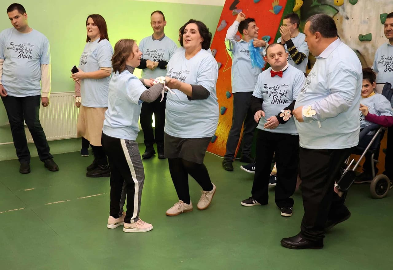 ''Night to Shine'' u Centru za djecu i omladinu s posebnim potreba ''Los Rosales''