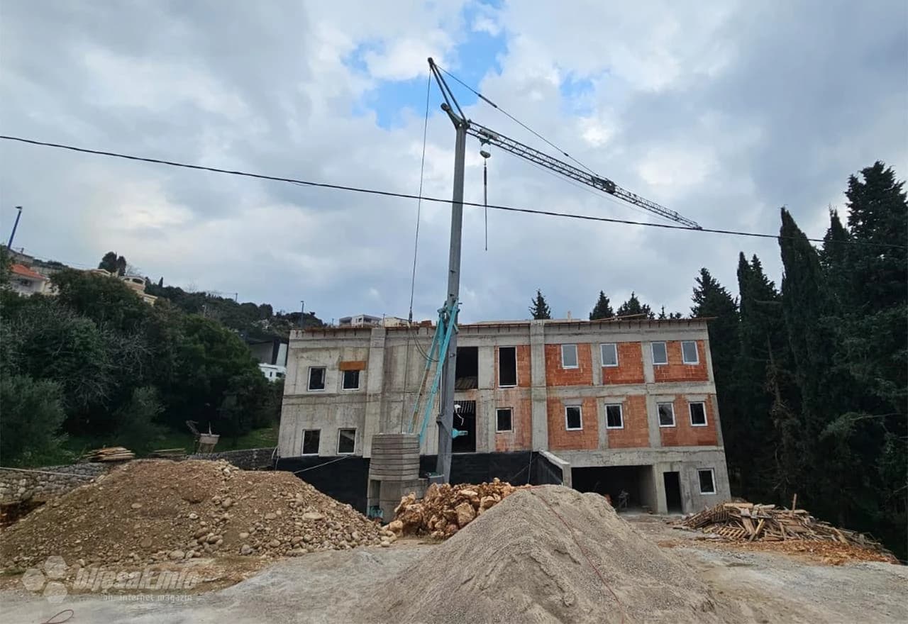 Radovi na zgradi Općine Neum