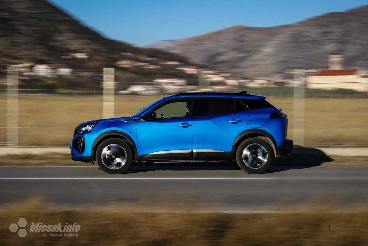 Peugeot 2008 Allure 1.2 PureTech 130 EAT8