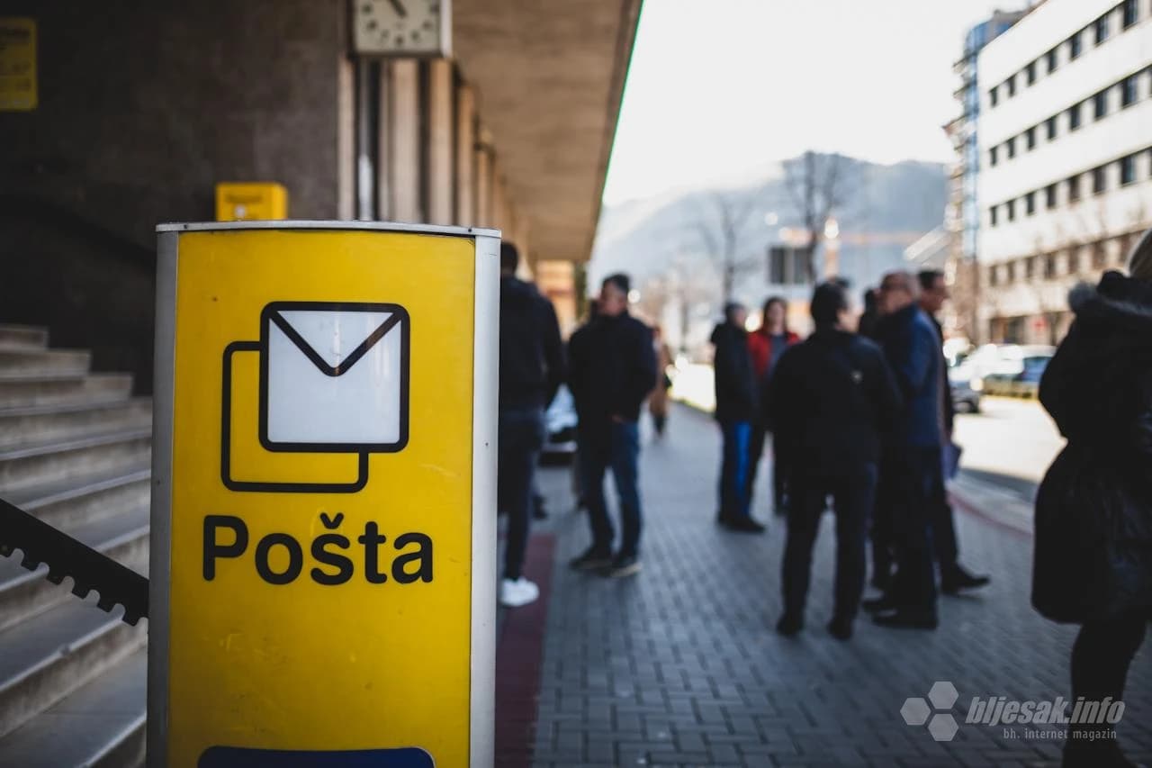 Štrajk upozorenja djelatnika HP Mostar