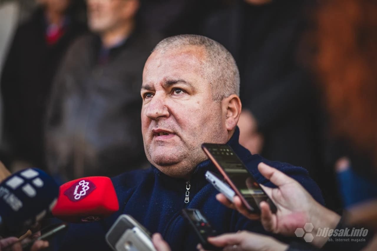 Štrajk upozorenja djelatnika HP Mostar