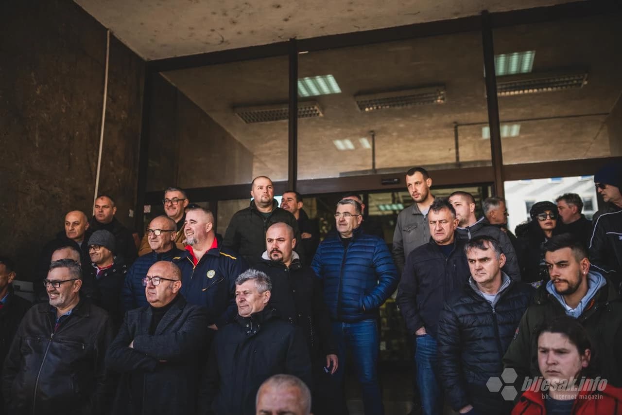 Štrajk upozorenja djelatnika HP Mostar