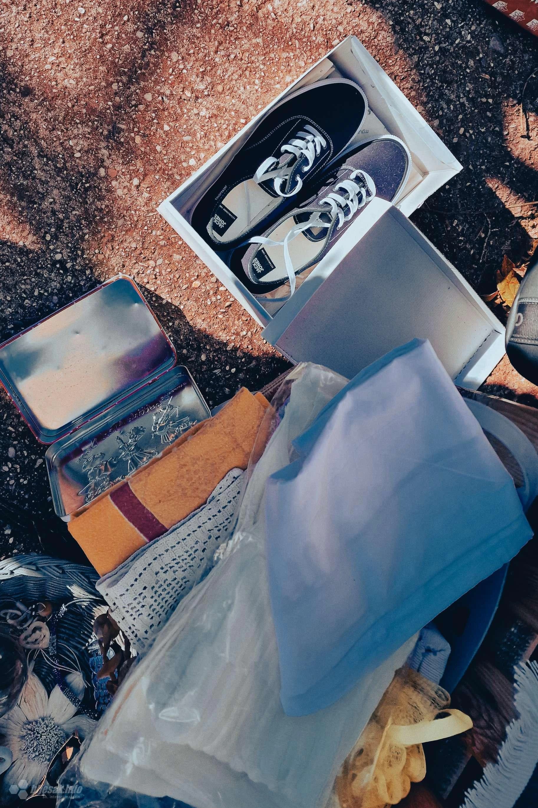 Buvljak u Šantićevoj u Mostaru