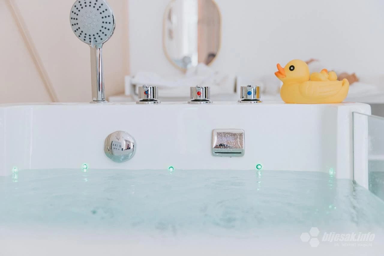 I bebe u Hercegovini dobile svoj spa...