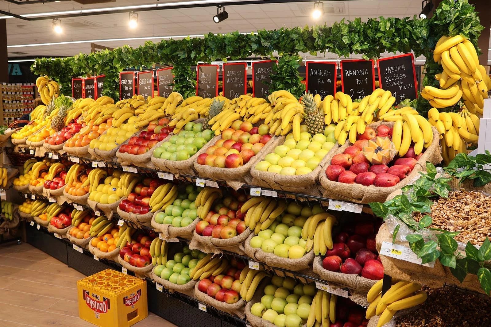 Hiper KORT Mostar, Voće