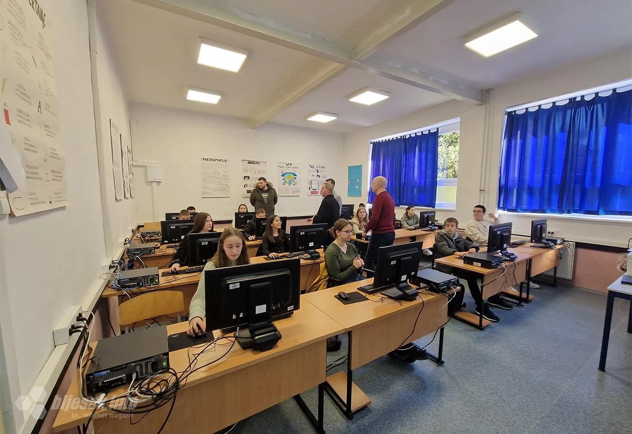  Čapljinski osnovnoškolci u uređenim kabinetima