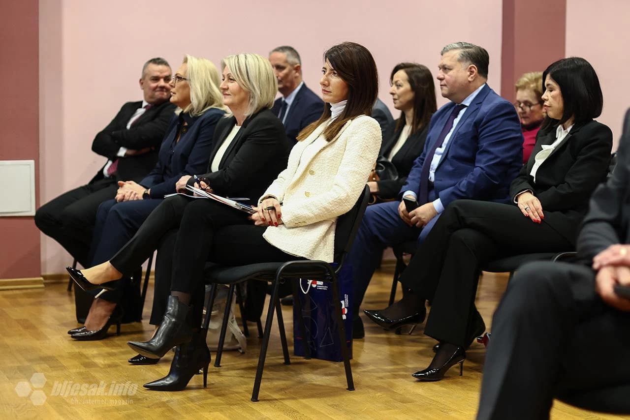 S proširene sjednice HNS-a