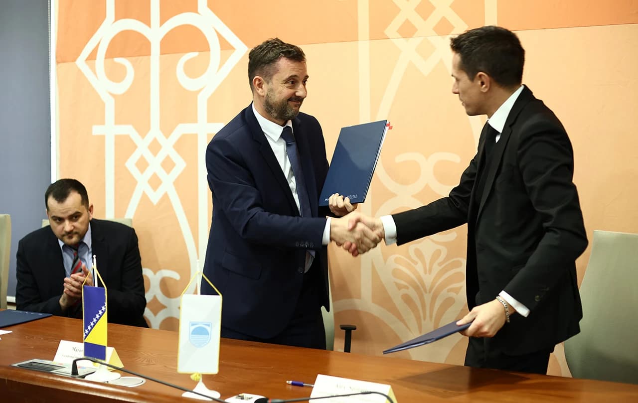 Potpisivanje ugovora