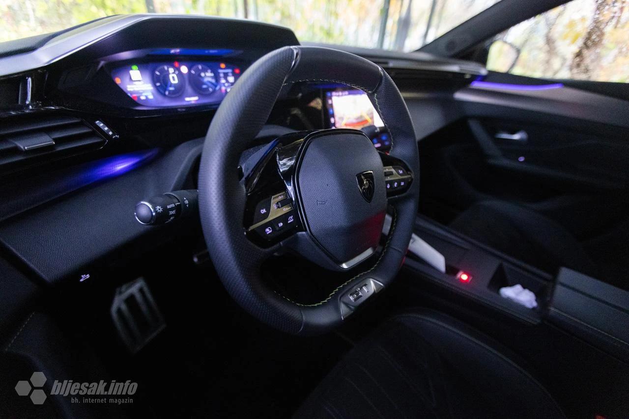 Peugeot 408 GT 1.2 PureTech 130 EAT8