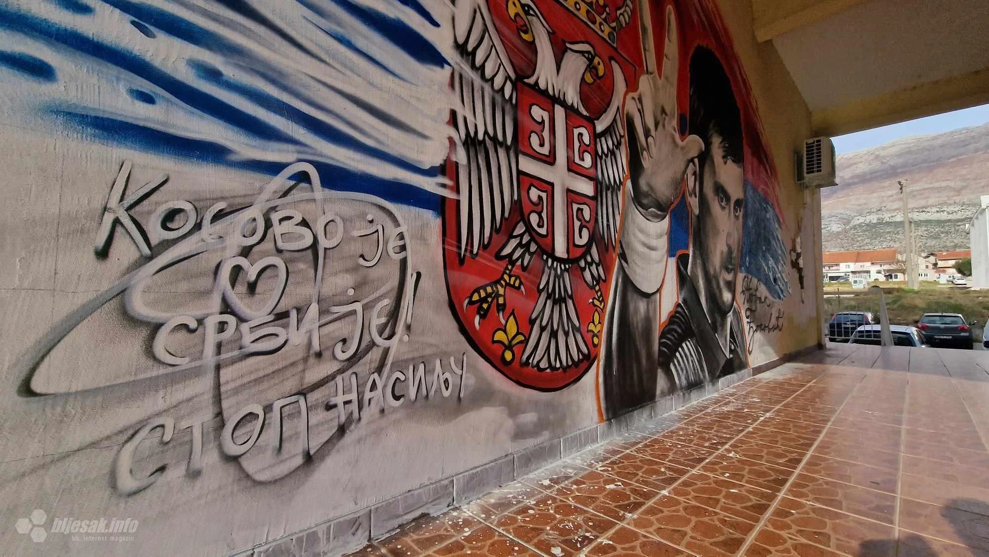 Đoković u Hercegovini dobio mural s porukom ''Kosovo je srce Srbije''