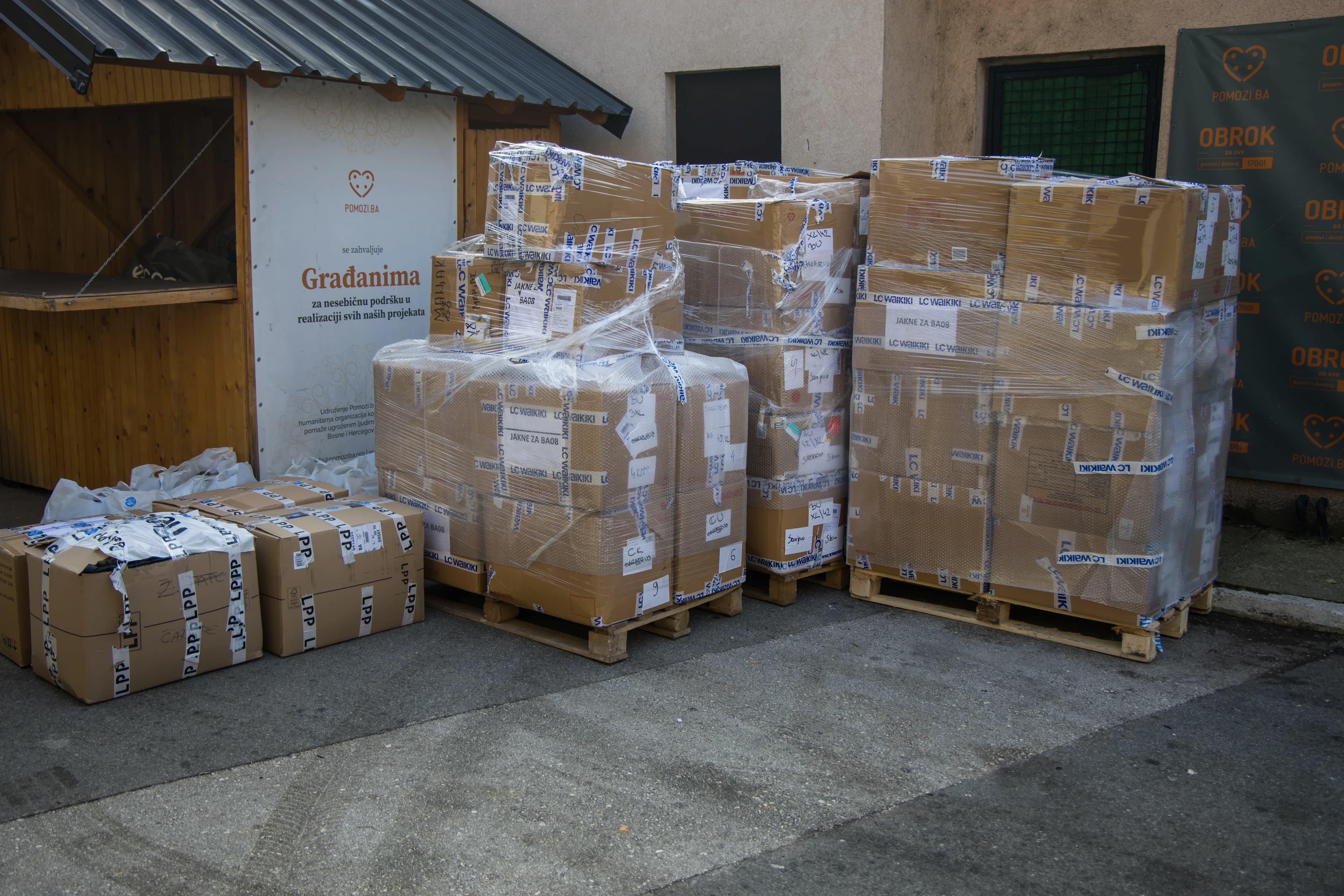 Foto:PR/Zima ide, ide zima, neka svako jaknu ima