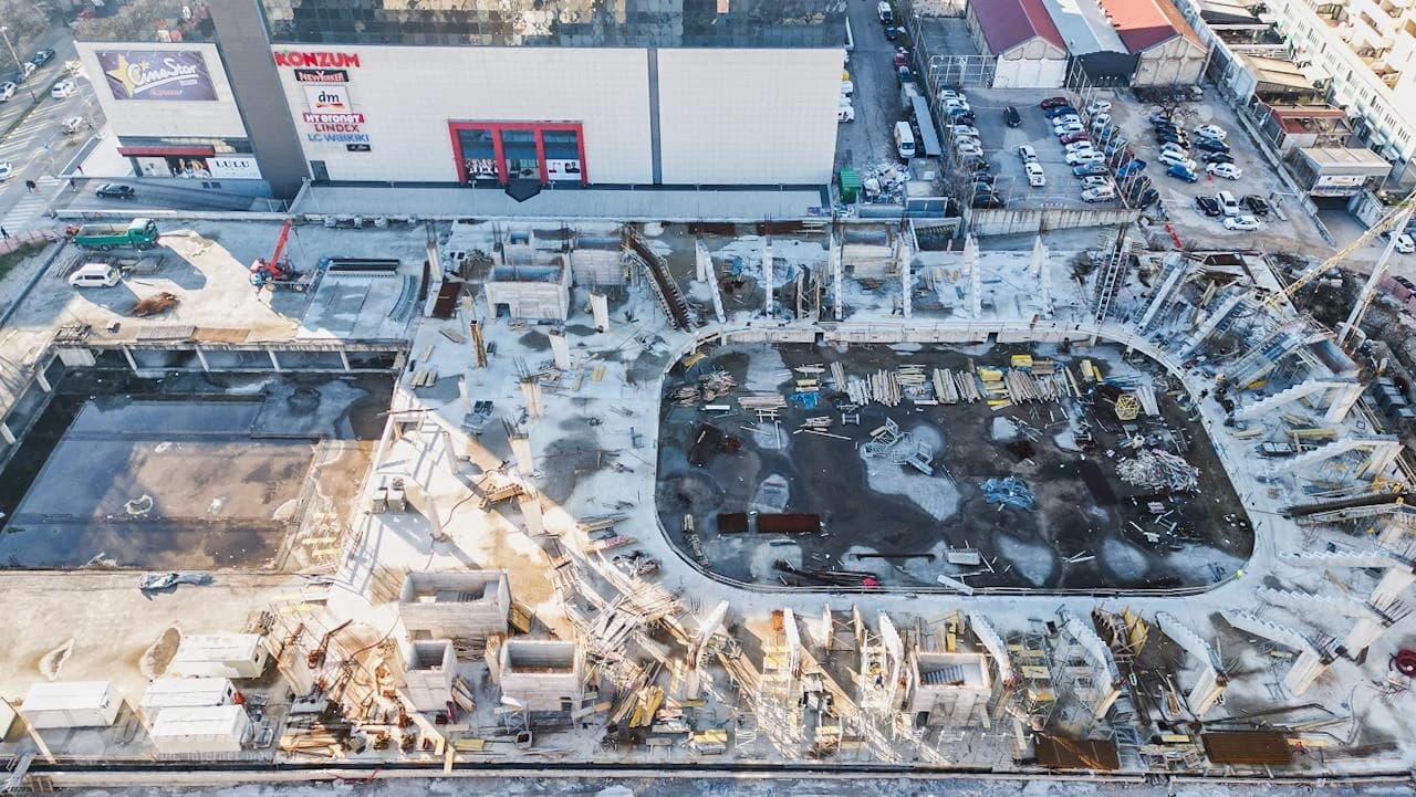 Radovi na mostarskoj sportskoj dvorani iz zraka