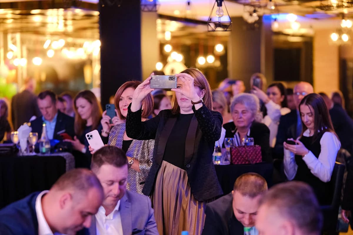 Dun &Bradstreet certifikat bonitetne izvrsnosti - potvrda da ste na pravom putu!