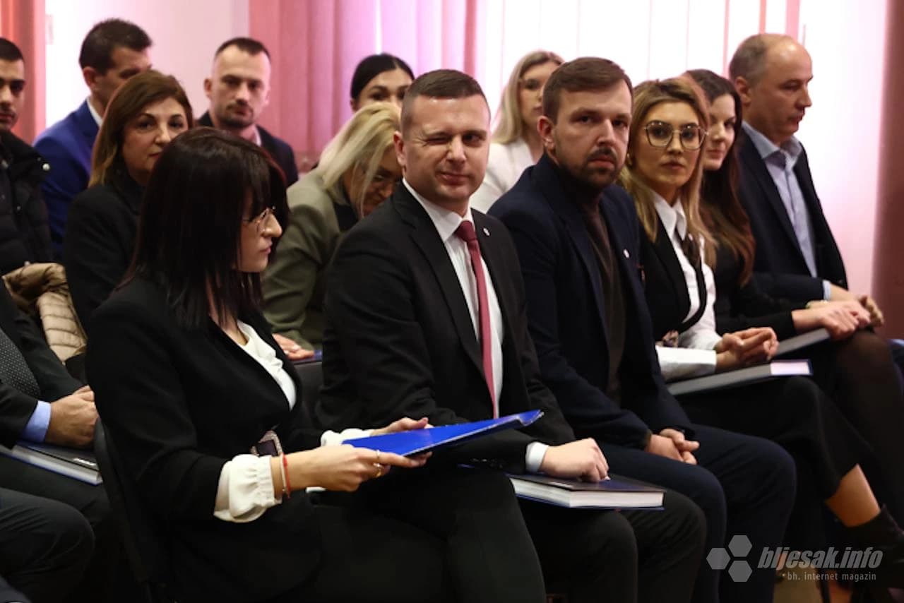 Mladež HDZ-a BiH predstavila svoju monografiju